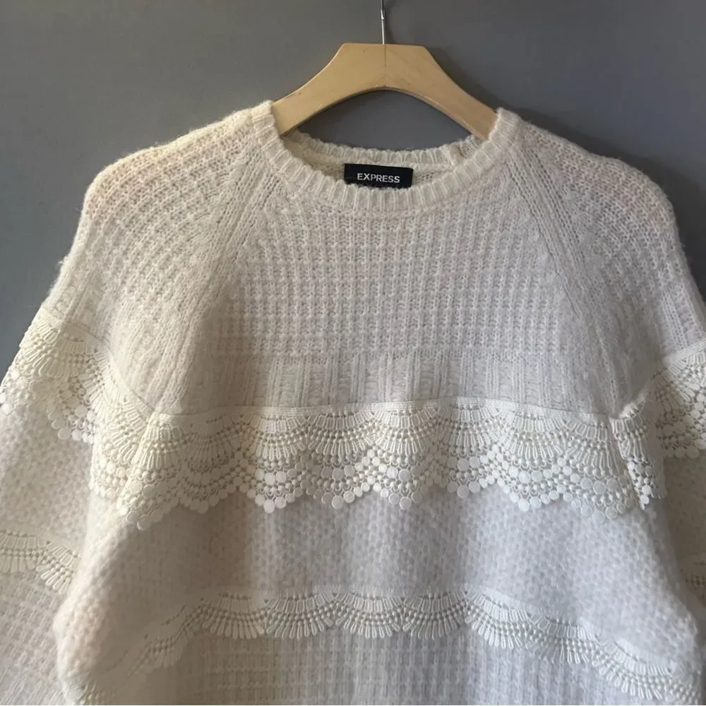 Express Cream Sweater - Picture 3 of 5